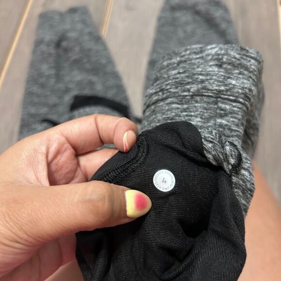 Lululemon Ready To Rulu Fleece Jogger 28” - Picture 3 of 3